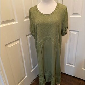 Coldwater Creek 2x olive green gauze knee length dress with eyelet detailing